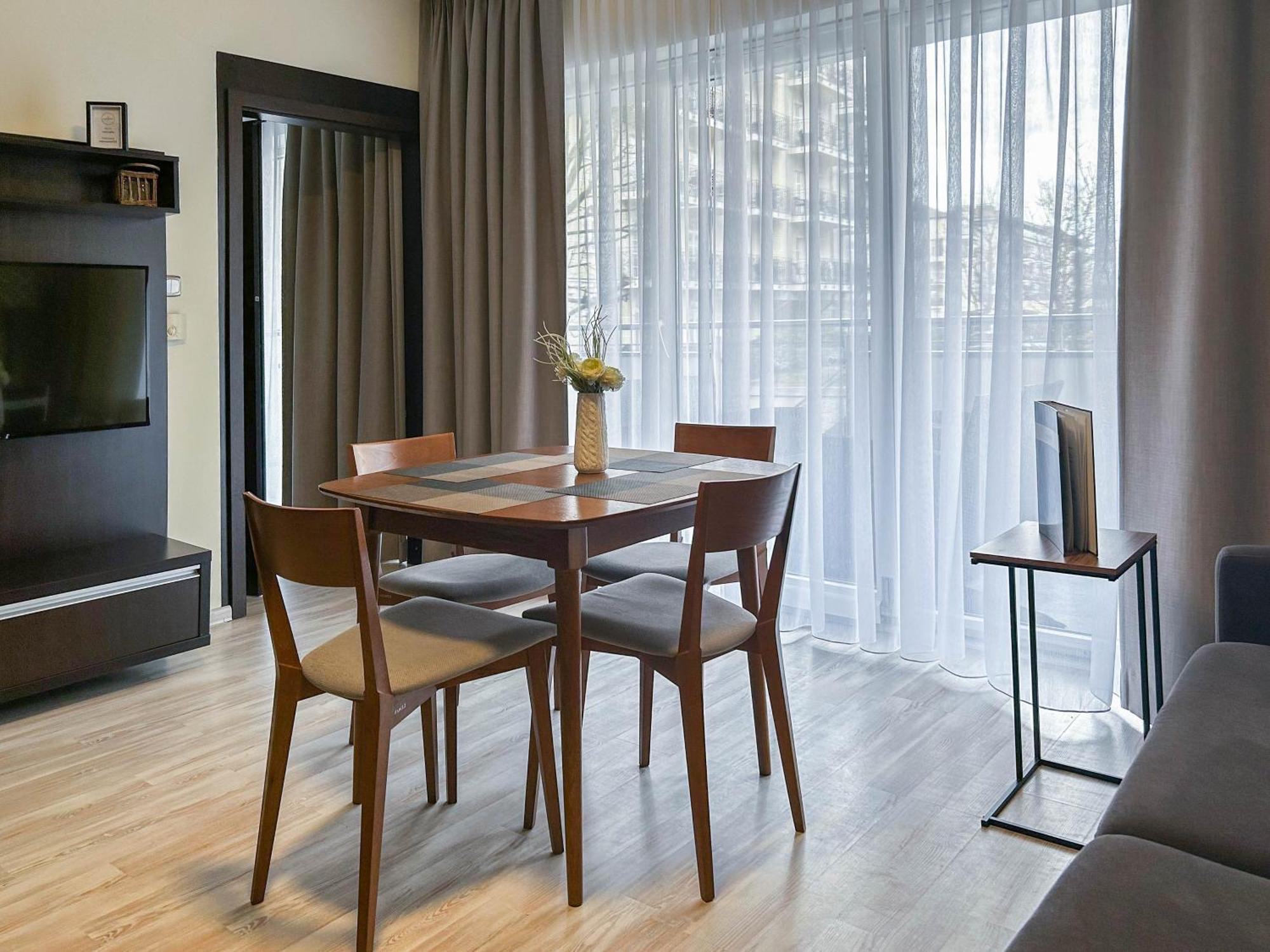 Apartamenty Na Wyspie - Stella Baltic - Parking سفينويتشي المظهر الخارجي الصورة