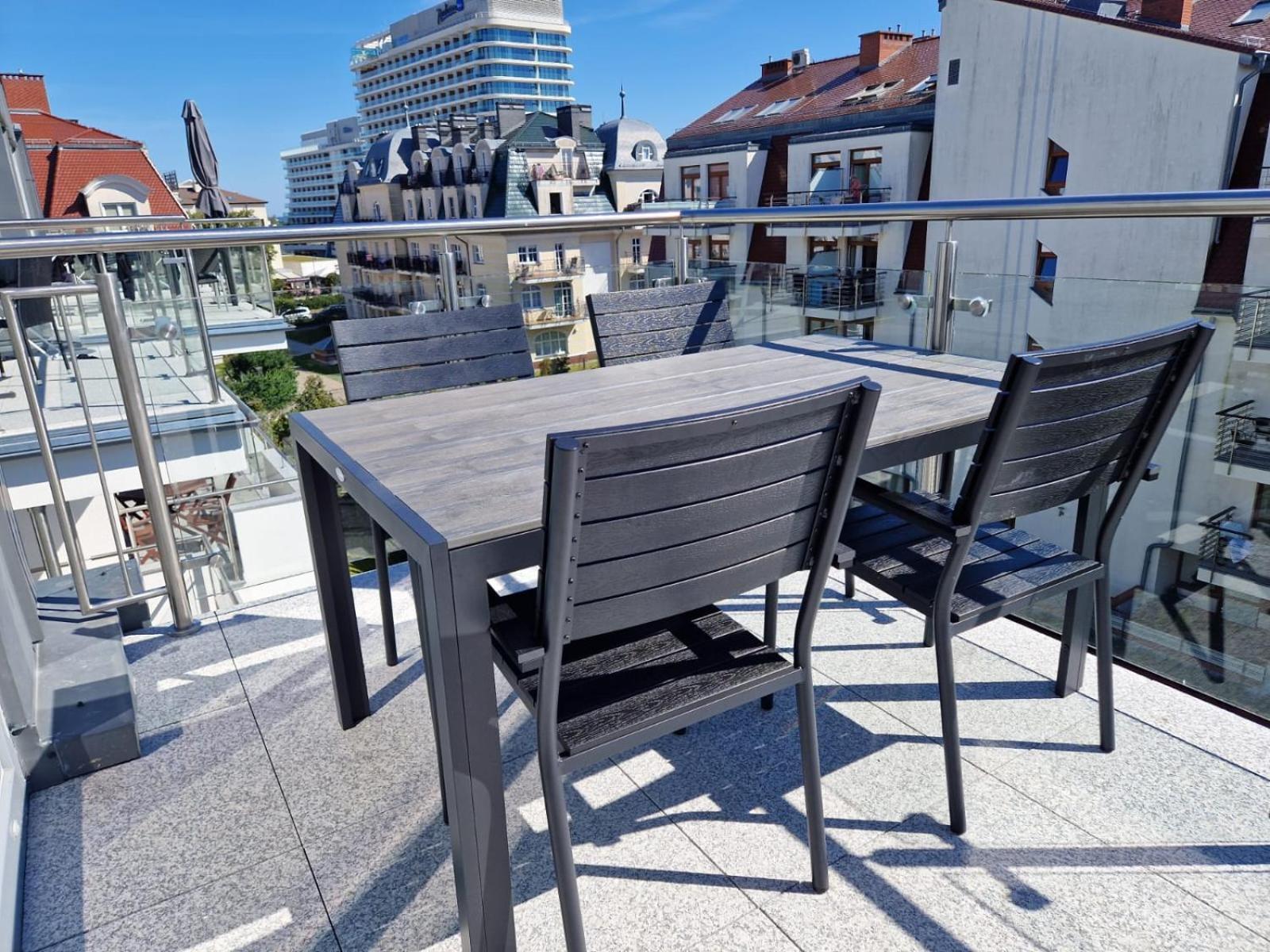 Apartamenty Na Wyspie - Stella Baltic - Parking سفينويتشي المظهر الخارجي الصورة
